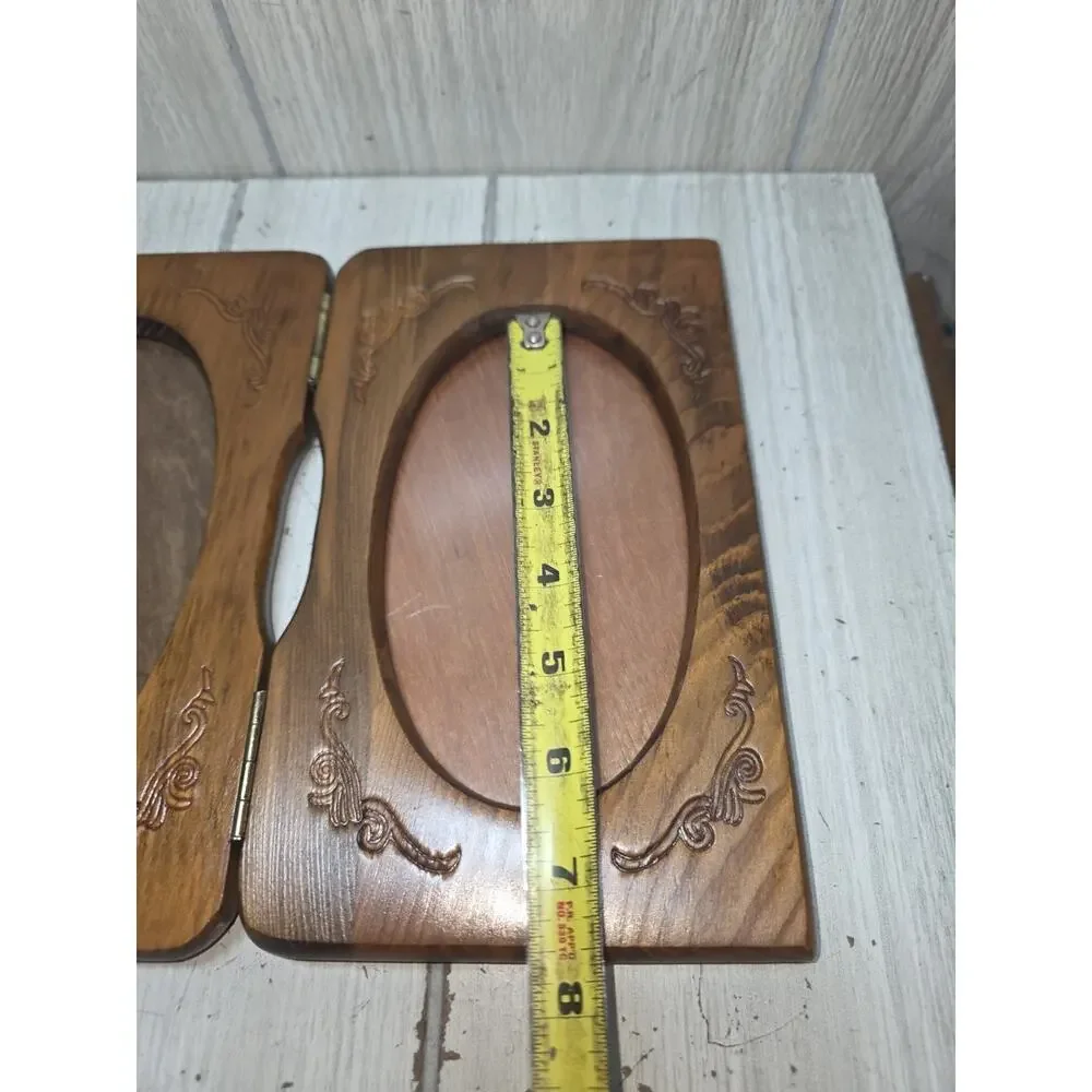 Vintage 70s Carved Wood Dual Bi-Fold Picture Frame Double Oval Window 5x7